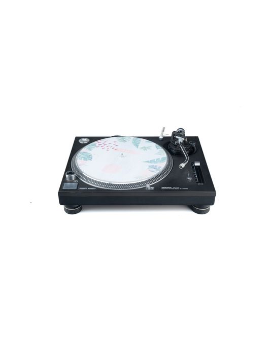 Technics SL-1200MK5 ターンテーブル 写真1